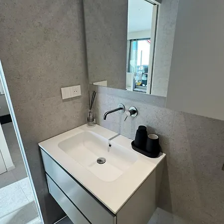 Apartamento Dernier Etage Coeur Menton, Vue Parking Prive Menton